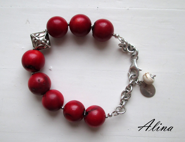 Coral and bali silver bracelet