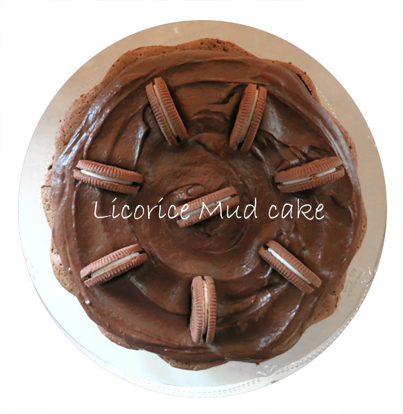Licorice mud cake